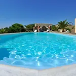 Parian Villa Pounda
