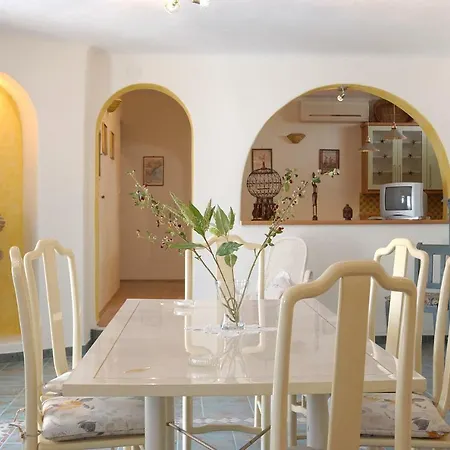 Villa Parian Pounda